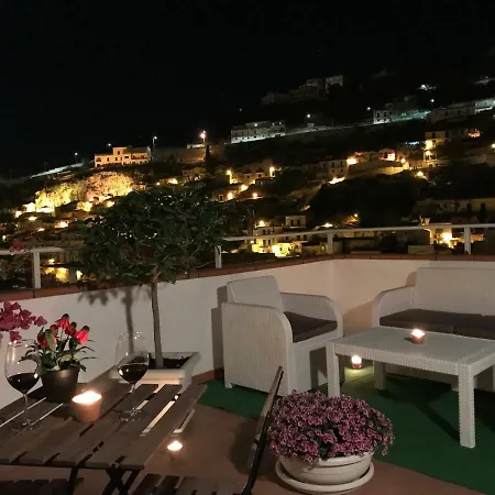 Guest house Portale Pirrera 2*